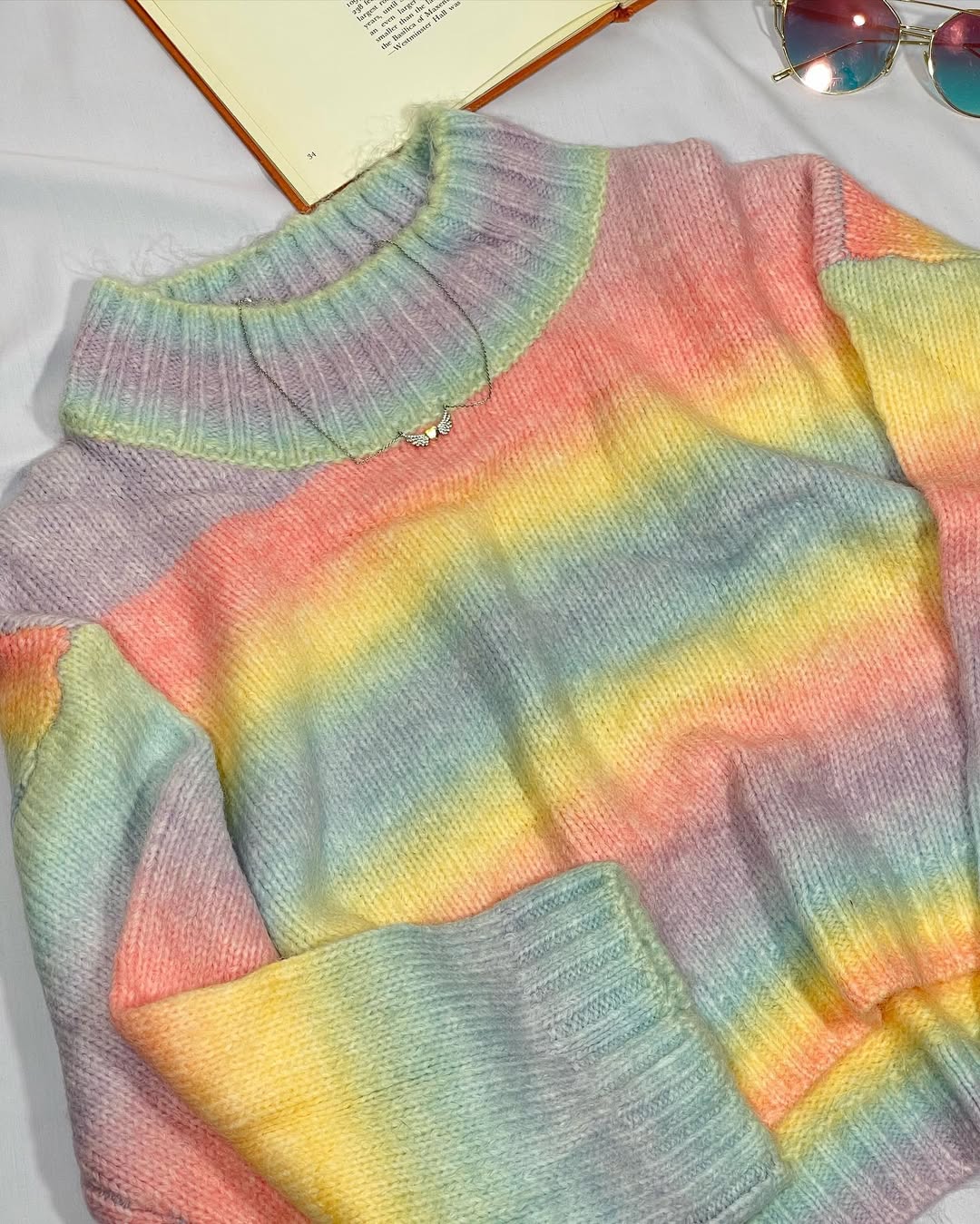 Girl's long sleeve wool sweater