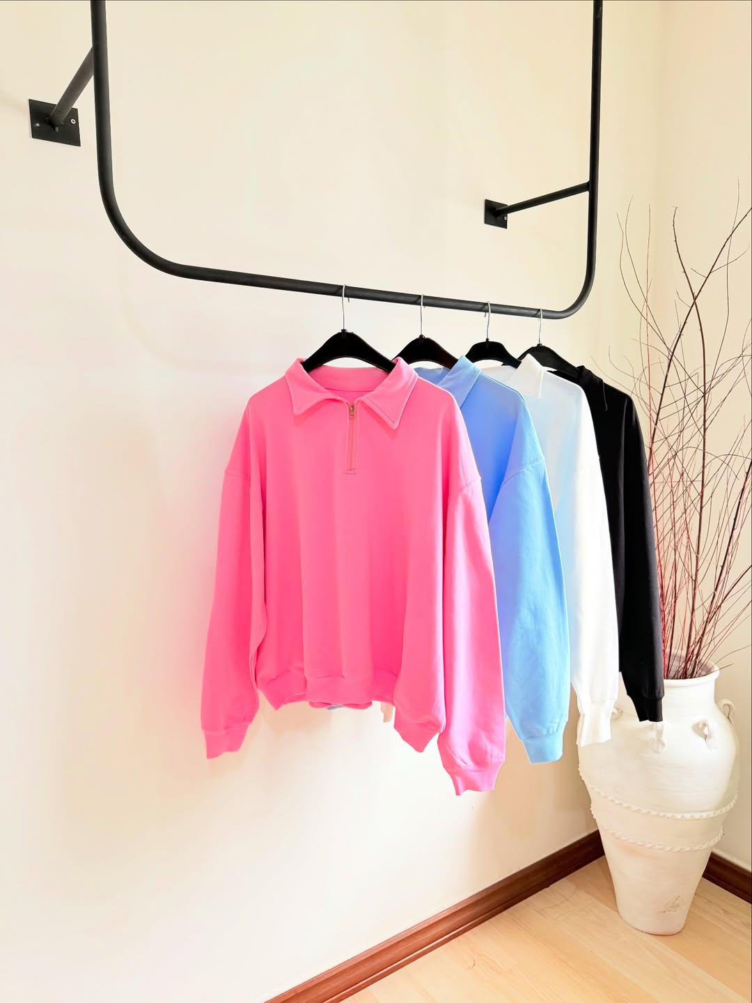 Women’s Oversized Sweatshirt with Half-Zip Collar