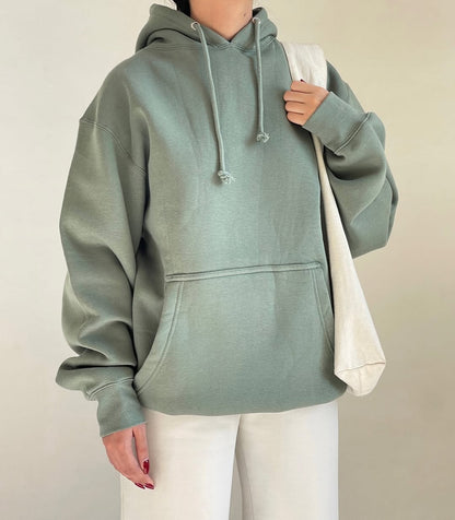 Oversized  Hoodie with Kangaroo Pocket – Casual Streetwear Pullover Sweatshirt"