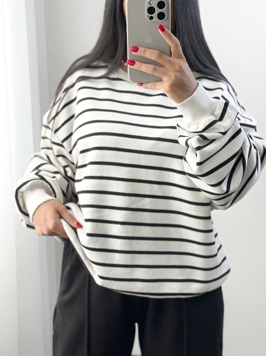black line Oversized Sweatshirt