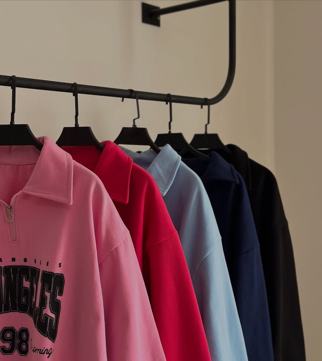 Women’s  Oversized Sweatshirt with Half-Zip Collar