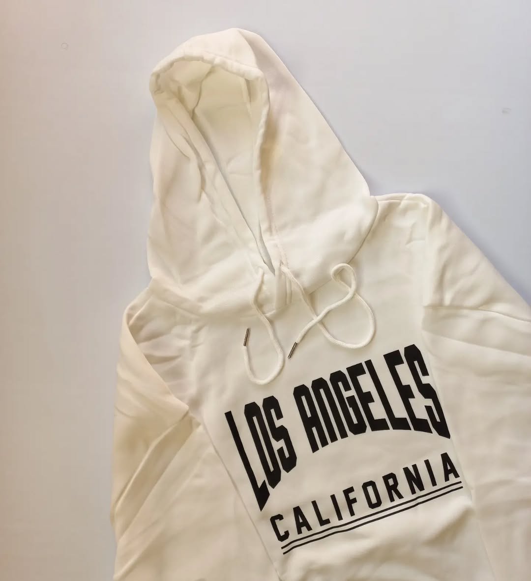 Sweet and slim hoodie for girls 🌺