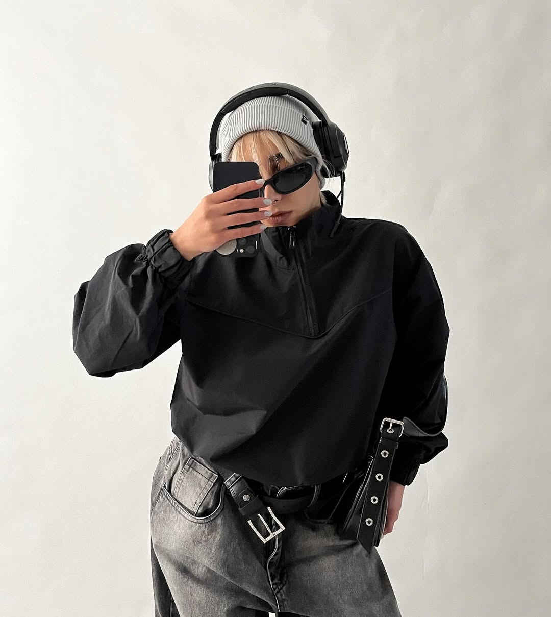 White & black track jacket for girls