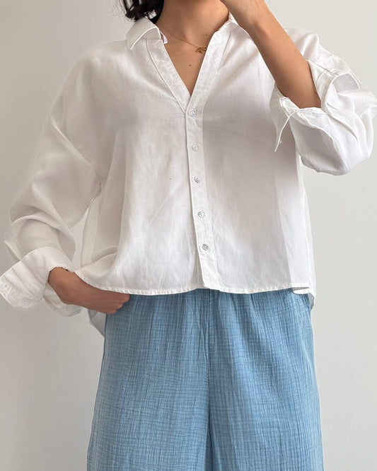 “Women’s Solid Satin Long Sleeve Button-Down Shirt – White &pink