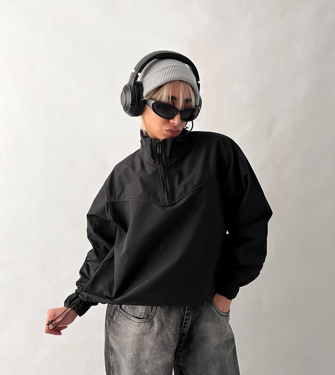 White & black track jacket for girls