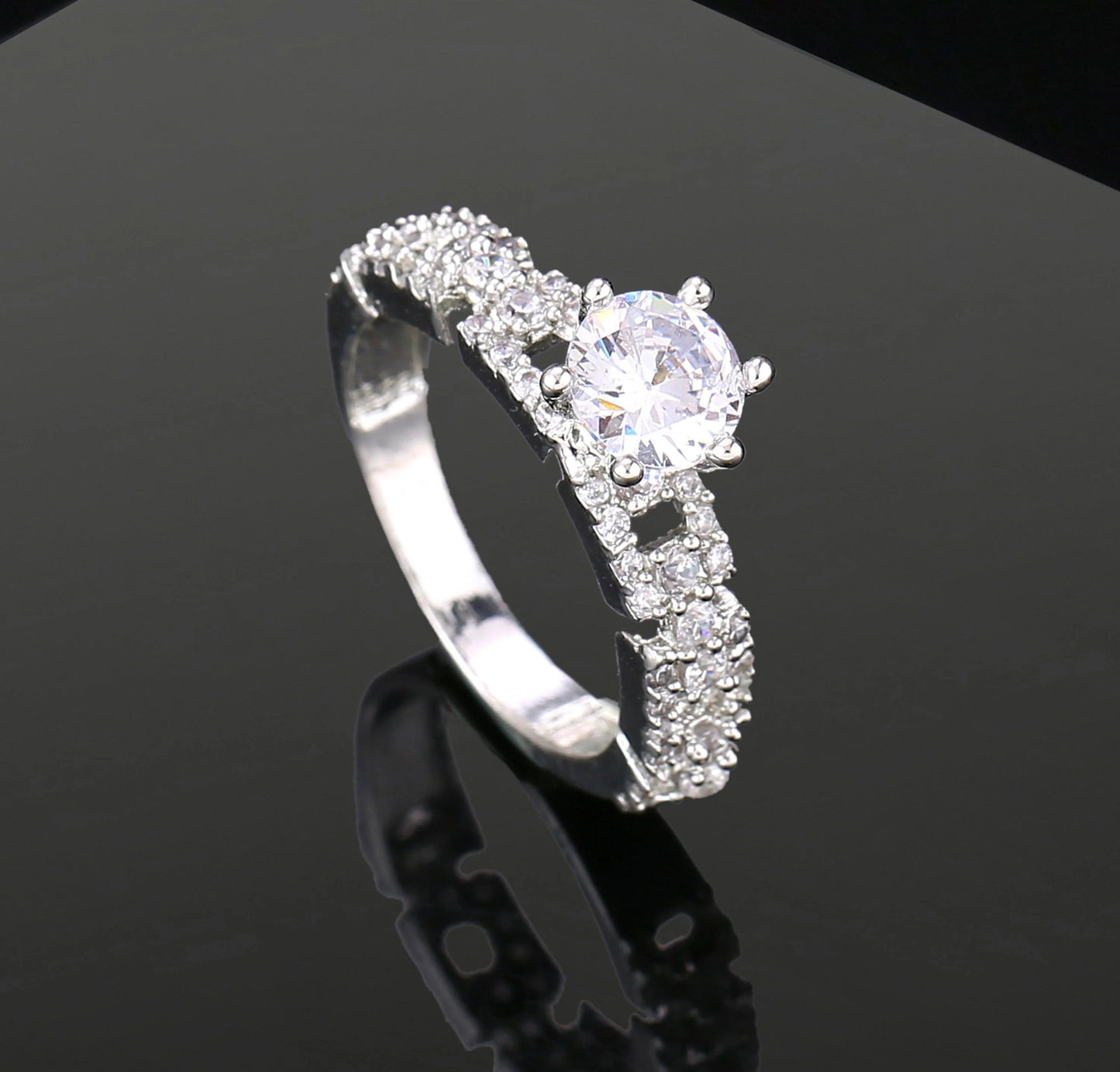 Rose Gold Plated Exquisite CubanEstele Rose Gold Plated Exquisite Cuban Bracelet with Stunning White Crystals for Women Bracelet for Women