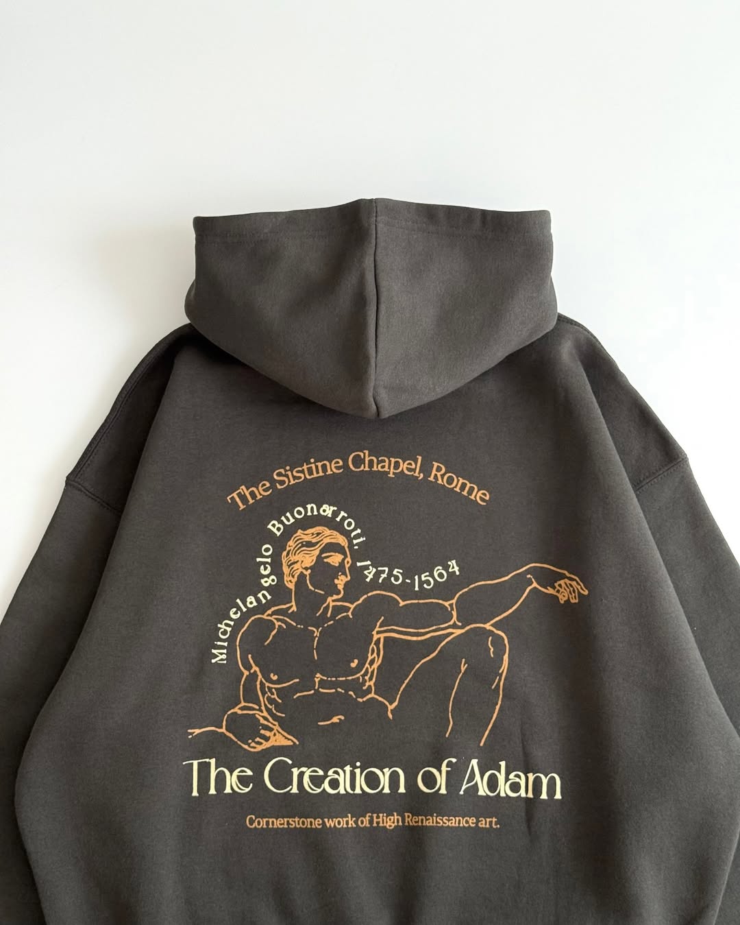 Oversized  Hoodie with Kangaroo Pocket – Casual Streetwear Pullover Sweatshirt"