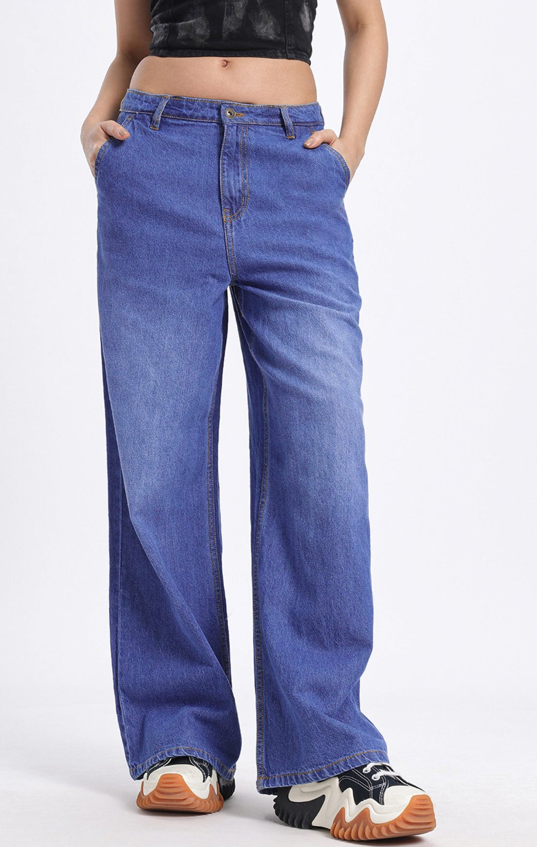 Women Straight Fit High-Rise Light Fade Stretchable Jeans