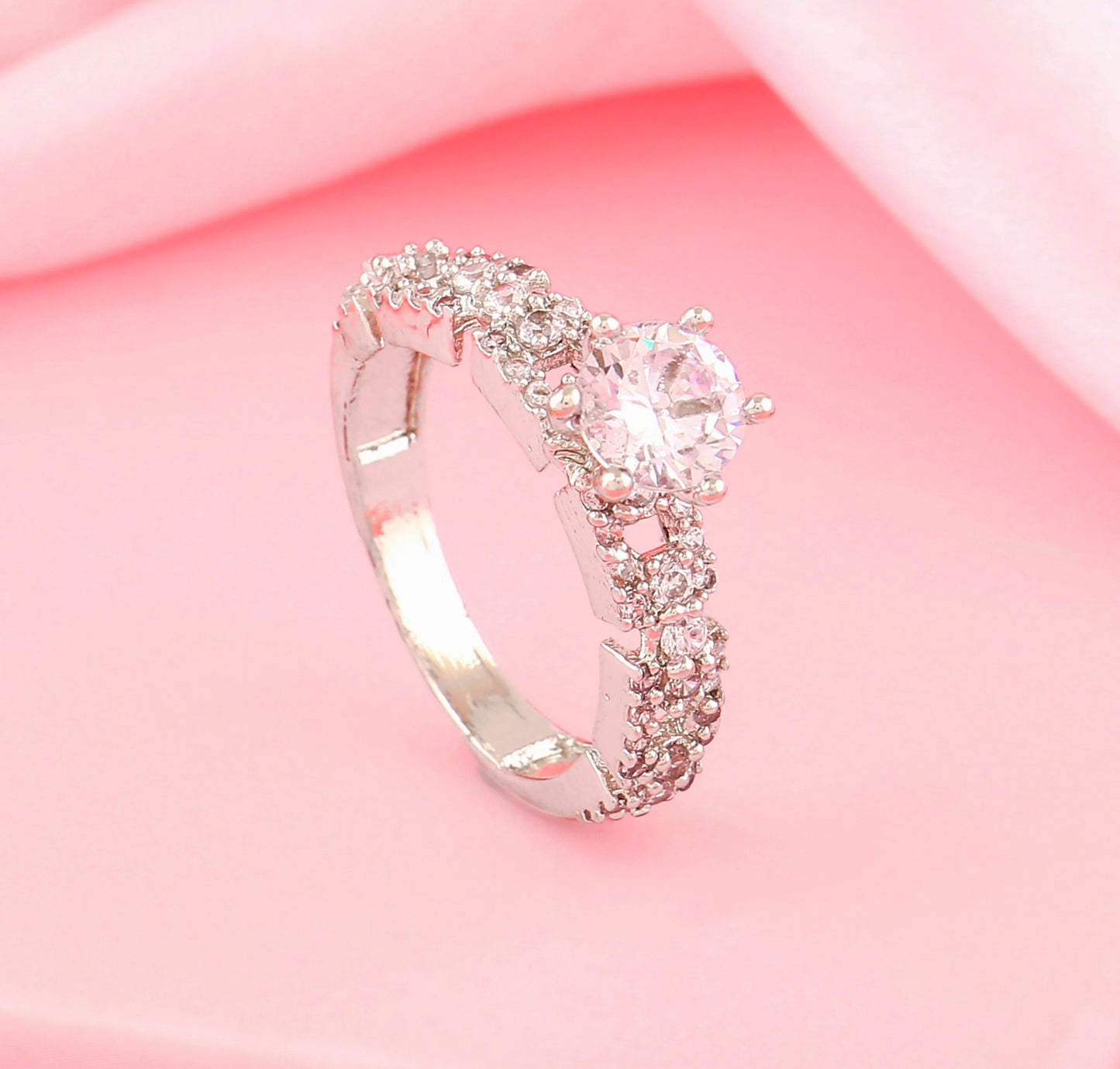 Rose Gold Plated Exquisite CubanEstele Rose Gold Plated Exquisite Cuban Bracelet with Stunning White Crystals for Women Bracelet for Women