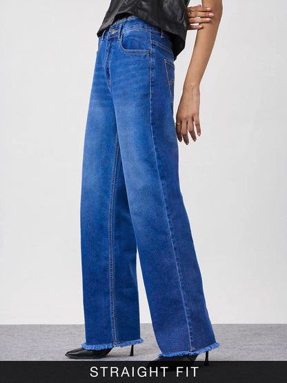 Straight-Fit Denim: Blue
Aster